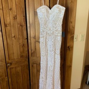 WHITE FORMAL PROM/WEDDING DRESS NWT